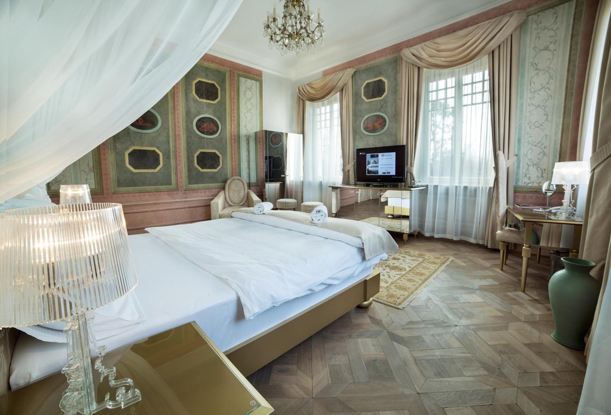Tomášov Art Hotel Kastiel מראה חיצוני תמונה