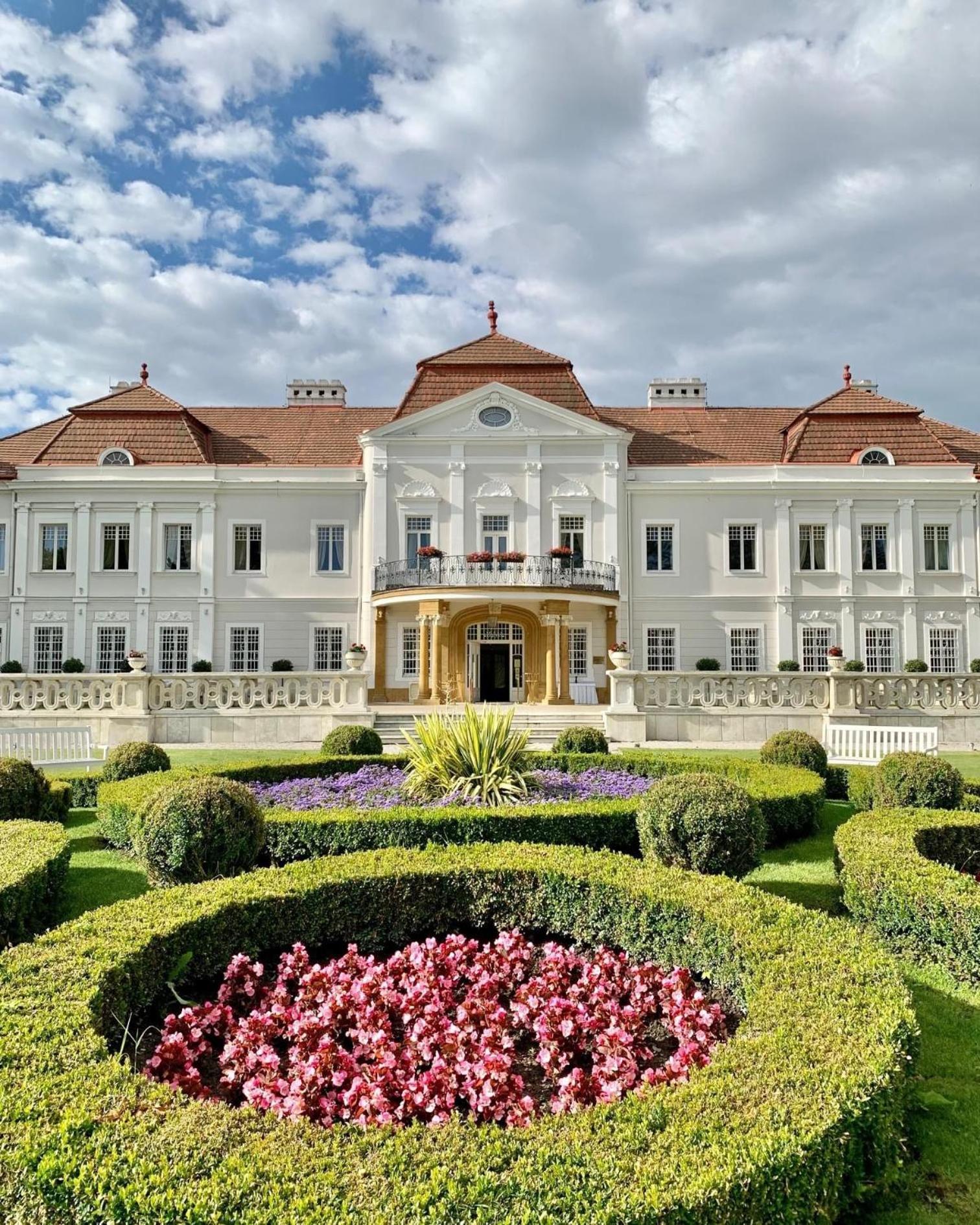 Tomášov Art Hotel Kastiel מראה חיצוני תמונה