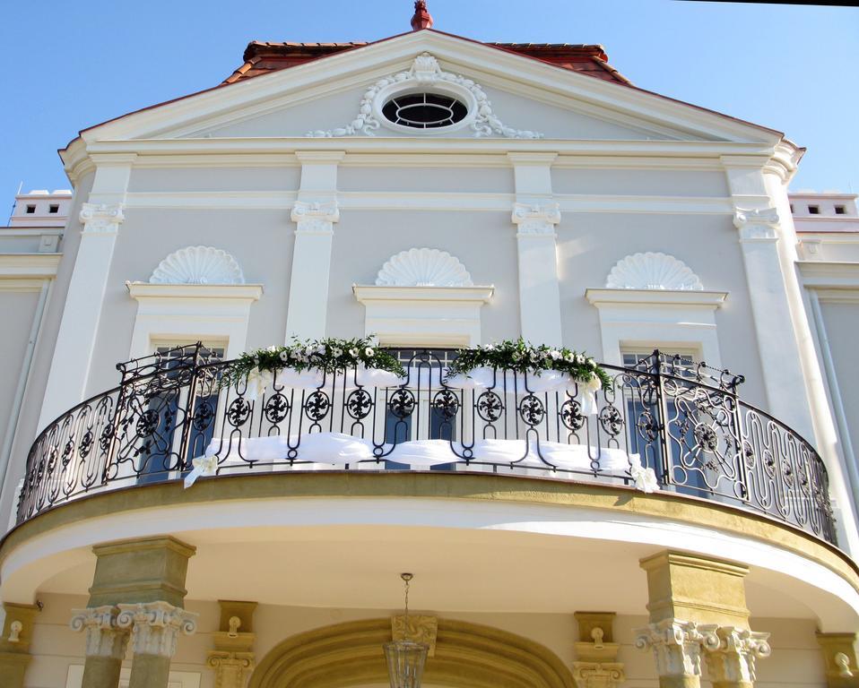 Tomášov Art Hotel Kastiel מראה חיצוני תמונה